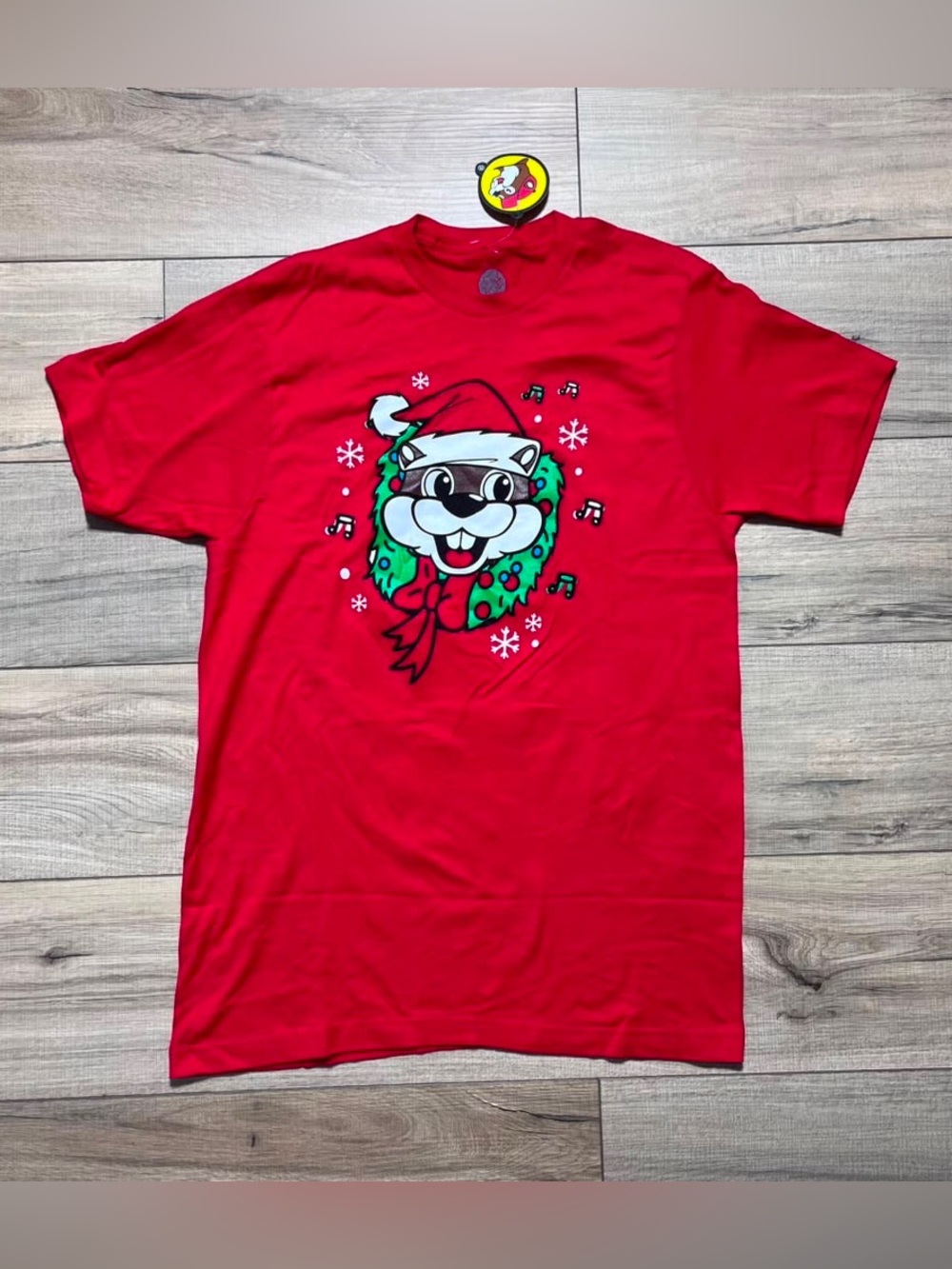 Buc-ee's‎ Unisex Christmas Holiday Beaver Rockin Around T-Shirt Size Medium Red